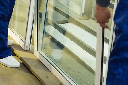 Commercial Glass Repair Technician in Egypt Lake-Leto, FL